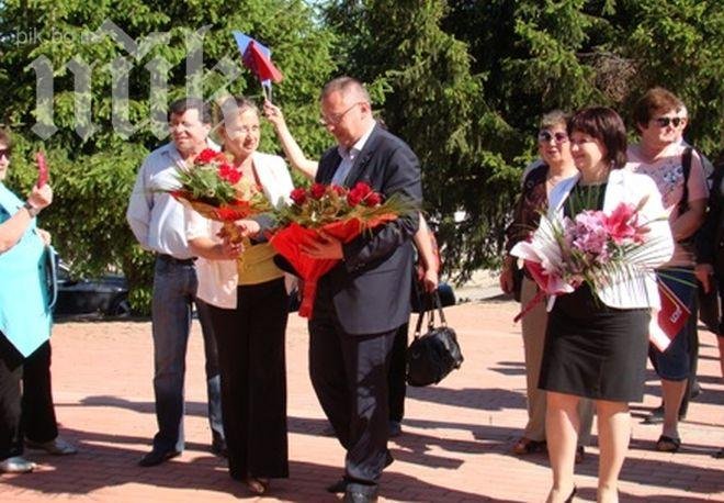 Станишев ще дефилира в центъра на Пазарджик