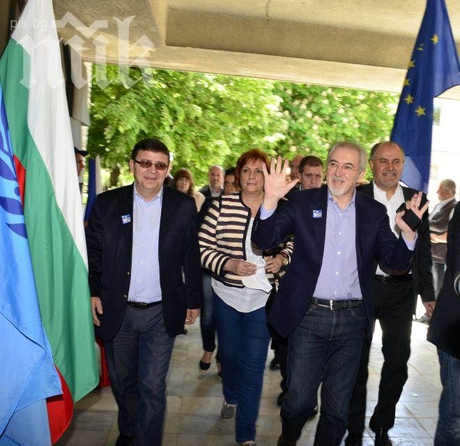 Местан: Догодина ще поканя президента с нас на Майските събития