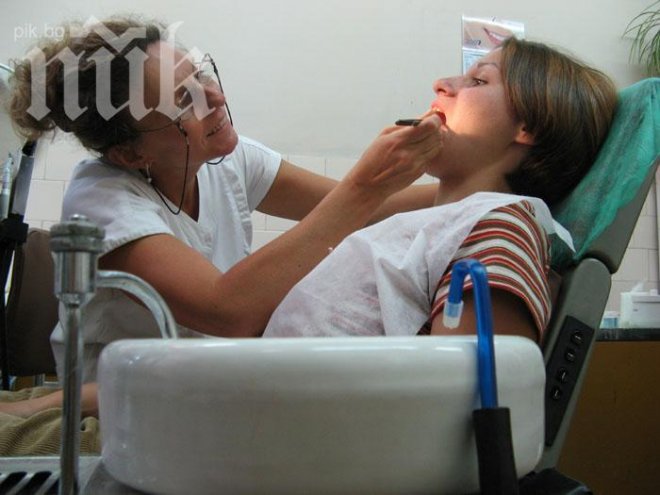 Ужас! Зъболекарка от Свищовско лекува зъбите на мъртви