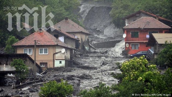 Хиляди македонци се включиха в дарителската акция за пострадалите от наводненията в Сърбия