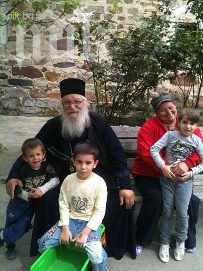 Дарител плати сметката за ток на приюта в Нови хан