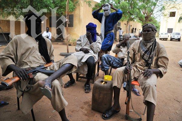 В Мали са отвлечени 30 държавни служители