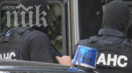 бомба пик секретната разработка митничар свиленград изскачат имената наркобоса фарук георги гергов обновена