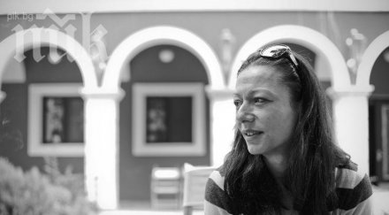 ивана папазова грабна две награди една вечер