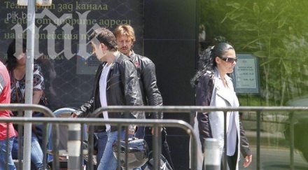 пик асен блатечки обикаля театрите отчаяно търси работа диляна попова погна заради бебето папарашки снимки