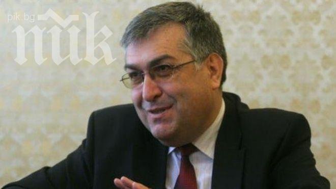 Близнашки: Скандално е разследването спрямо президента