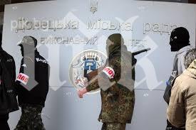 Задържаният в Украйна британски журналист е бил освободен