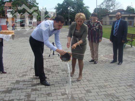 Откриха най-новия площад в Пловдив