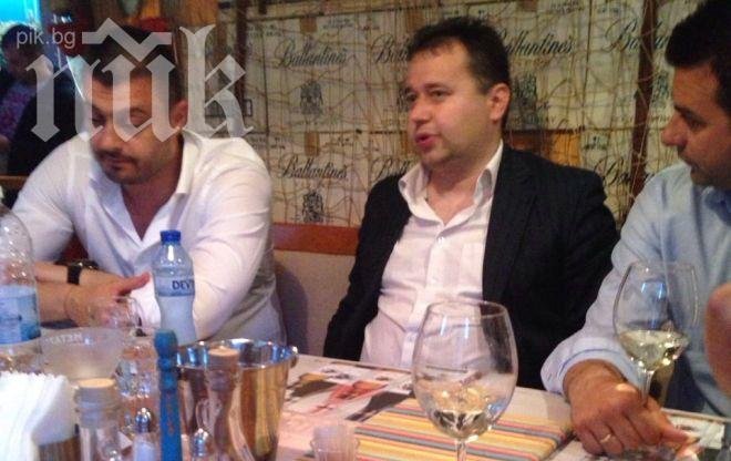 Извънредно в ПИК! ГЕРБ изключи Даниел Георгиев за уронване на престижа! Призова го да напусне парламента! Извънредно в ПИК! ГЕРБ изключи Даниел Георгиев за уронване на престижа! Призова го да напусне парламента!