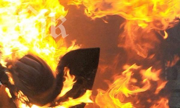 Подпалиха колата на момиче в Петричко, била подарък от бивше гадже!