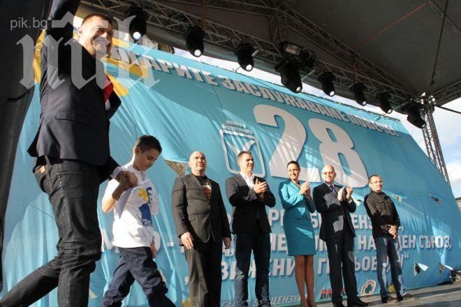 България без цензура: Зам.-кмет на ГЕРБ в Чепеларе пазарува гласове по 50 лв.