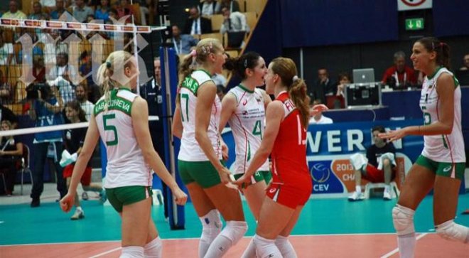 България победи Гърция с 3:0 в първия мач от европейската квалификация при жените