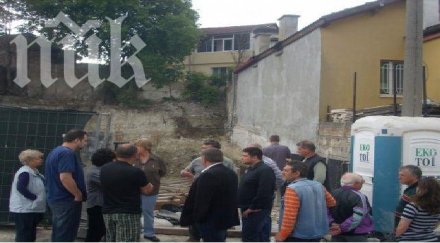 река изби строеж варна залива цяла улица снимки