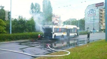 пореден път автобус градския транспорт подпали движение пловдив снимки