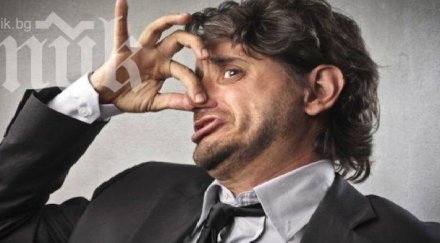 учени лошите миризми направят хомофоби консервативни