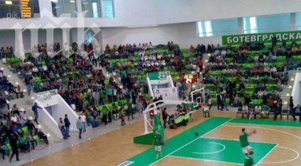 меле ботевград бият съдии прекратиха мача третото