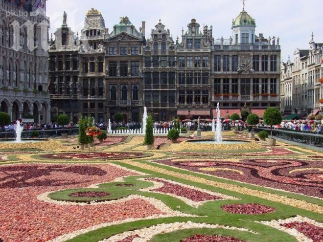 Атентат в центъра на Брюксел! Четирима загинаха след стрелба пред еврейския музей (обновена)