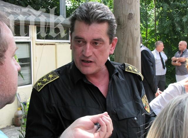 Шефът на пожарникарите у нас: Колегите са из страната, успокояваме хората