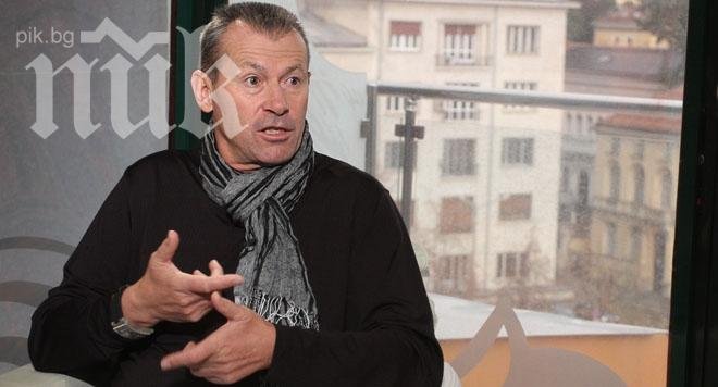 Майкъла нападна Стойчо: Защо отбраната е на 120 години? Защитава заплатата си от 40 000 лева