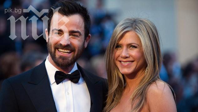 Дженифър Анистън се жени през август