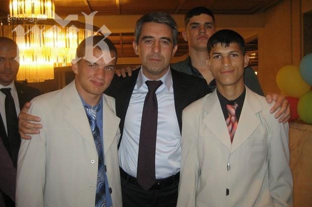 Абитуриенти от 102 институции ще празнуват бала си с президента

