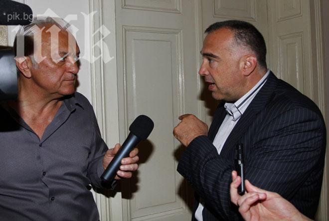 Диков към Кутев: Толкова сте жалки - да ви размажат Бойко и Цецо, неграмотният и мутрата!