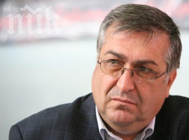 Близнашки: Представянето на БСП на изборите е катастрофа