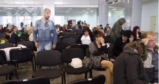 Ужас!  Вижте как припадат с бюлетините в Пловдив! (видео)