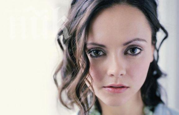 Кристина Ричи е бременна с първото си дете