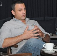 Юксел Кадриев пак зад волана – върнаха му книжката след пиянската изцепка
