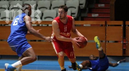 лукойл академик победи левски точки третия мач финалната серия