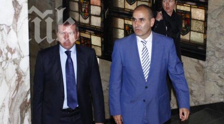 цветанов влизане съда политически процес отлагат делото снимки