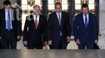 ежедневие цветанов пак влиза съда