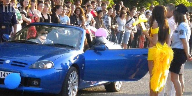 Най-бързата кола на планетата ще бъде тествана през 2015 година