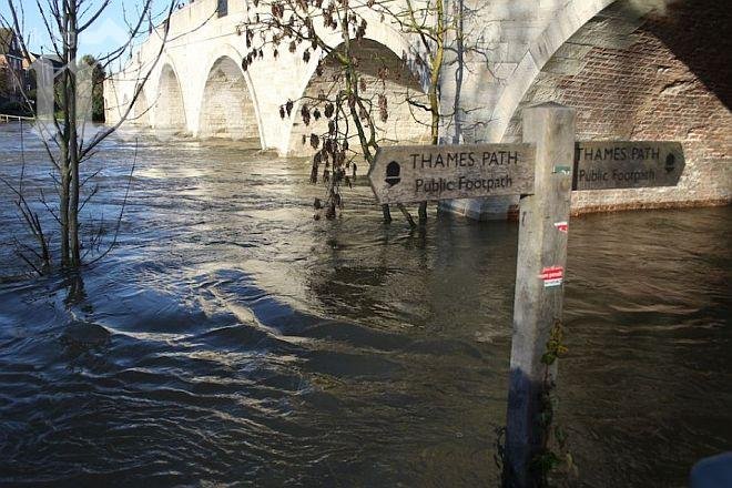 51 души са загинали в резултат на наводненията и последствията от тях