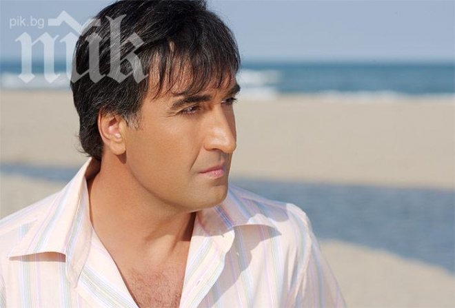 Веско Маринов се забърка в имотни далавери, взе апетитни парцели на безценица