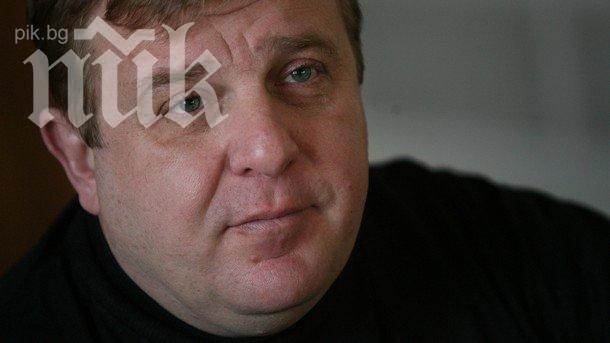 Каракачанов: Парламентът прилича на зверилник