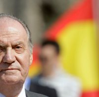 Испанският крал Хуан Карлос абдикира от трона