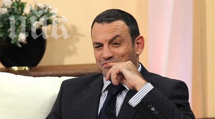 муха нападна юксел кадриев камерите