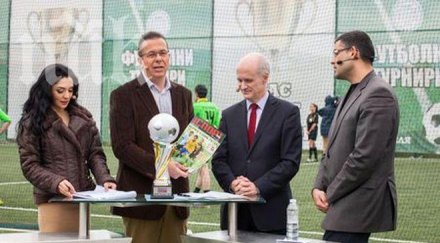 бнт праща четирима коментатори бразилия без петър василев