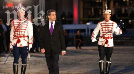 президентът пристигна враца празнува деня ботев