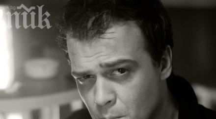 актьорът симеон лютаков представи изложба авторски снимки сахара