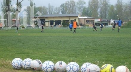 пет отбора югозапада борят места група