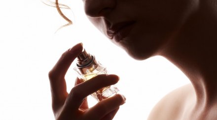 хубавите аромати разхубавяват лицето