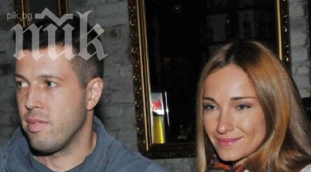 алекс раева вдига сватба чужбина