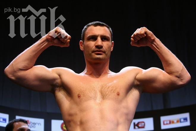 Отрязаха Кличко за обединителен мач, той отново бяга от Кобрата