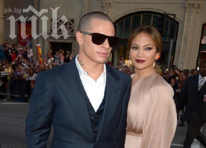 Каспър изневерява на Джей Ло с транссексуален модел (снимка)