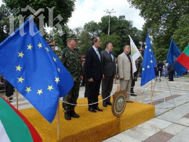 На 2 юни сирените в родния град на Ботев отказаха (видео)
 