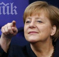 Меркел: Лидерите на Г7 ще призоват Путин към сътрудничество с Порошенко