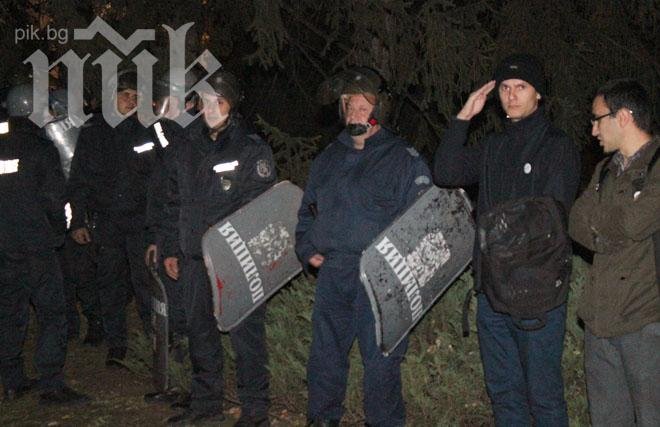 Полицаите ще играят футбол в Банско